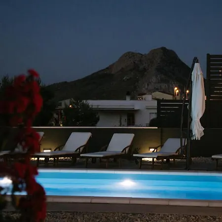Сasa de vacaciones Comfortable And Luxurious Pool