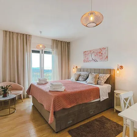Сasa de vacaciones Comfortable And Luxurious Pool